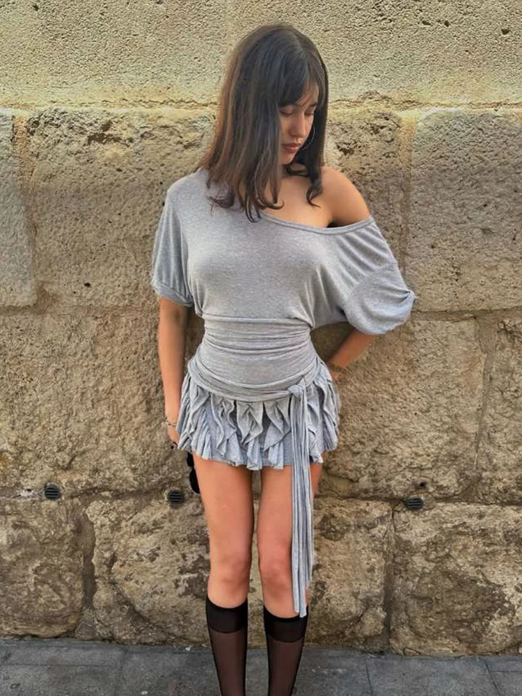 Cutenew casual sólido feminino mini vestido de verão a linha inclinação ombro rendas até plissado bodycon feminino conciso rua novos vestidos