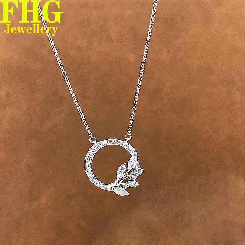 

18K White Gold Natural Diamond Necklace Fashion Wedding birthday Party Accessories Birthday Gift
