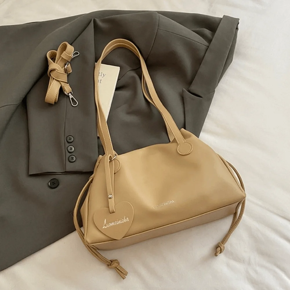 

Casual Love Pendant Large PU Handbag Crossbody Bag Tote Storage PU Underarm Bag Large Capacity Korean Style Messenger Bag Travel