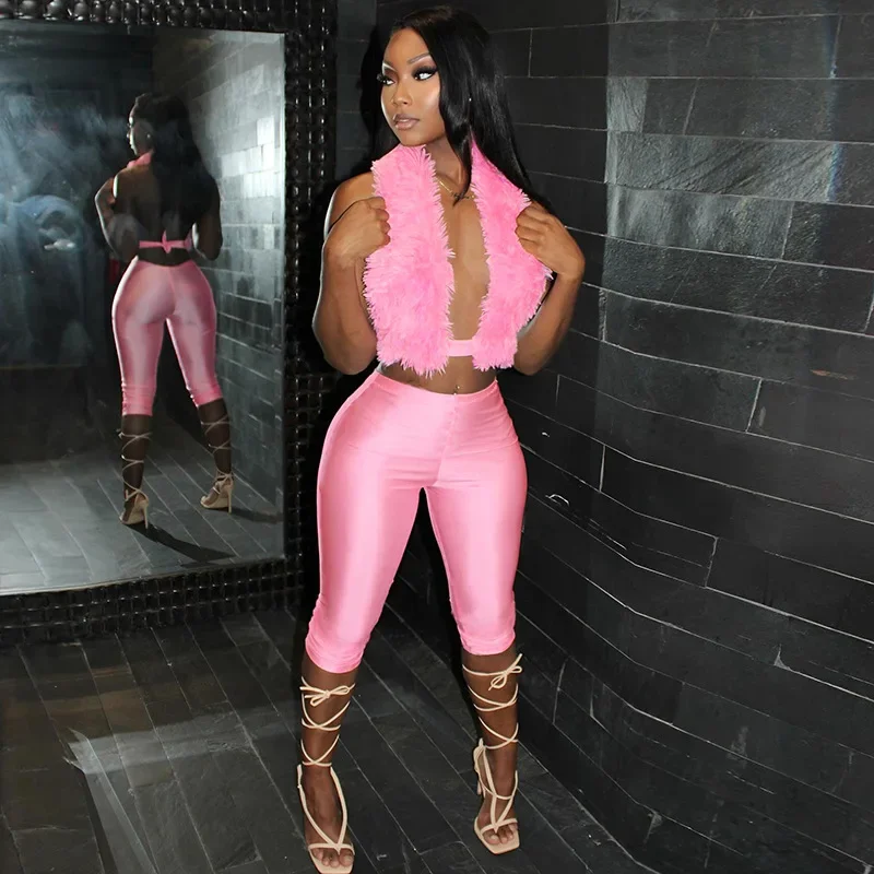 Leosoxs Set da donna Top corto senza maniche con scollo all'americana e tailleur pantalone a 3/4 2025 Summer Sexy Street Party Due set da 2 pezzi