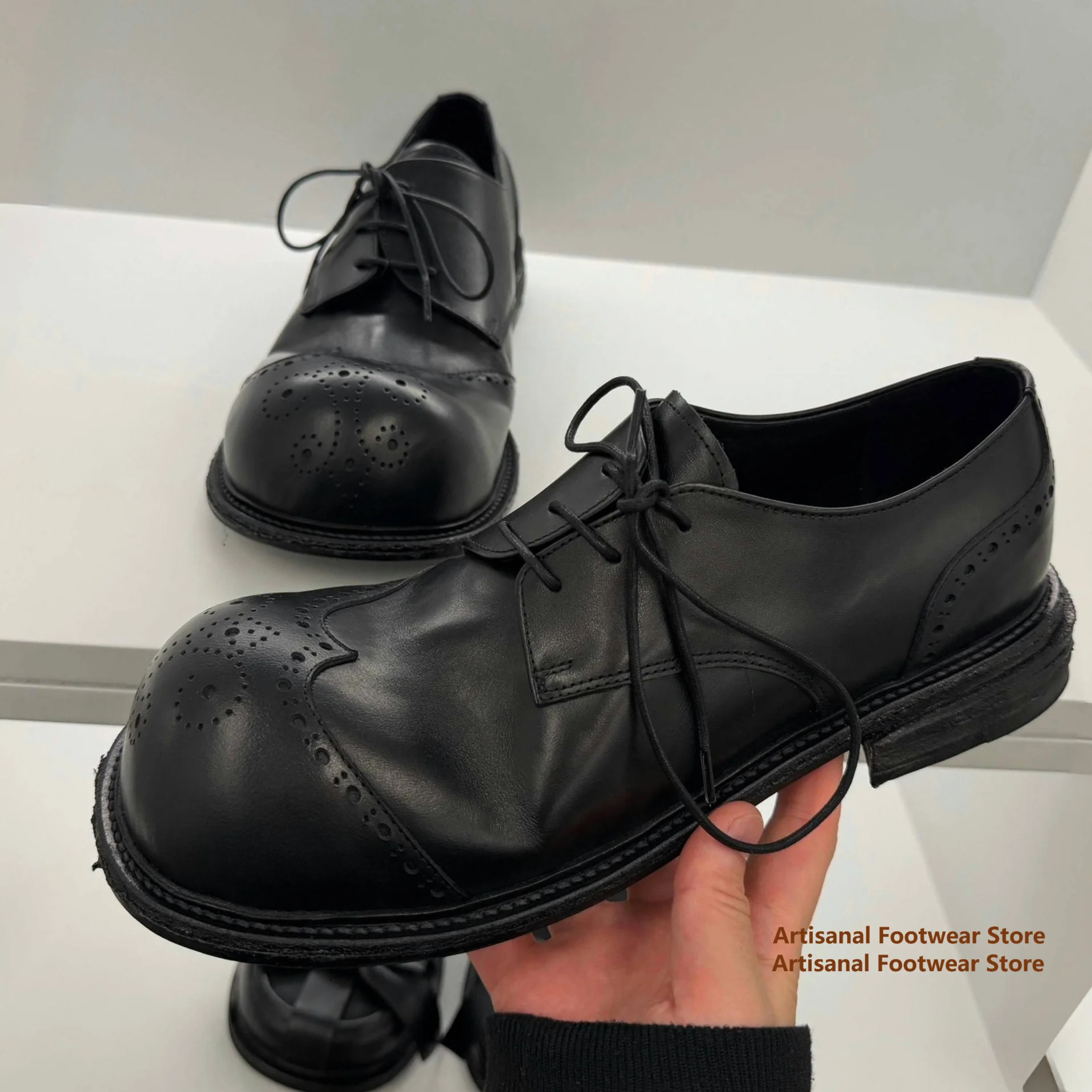 

Black Leather Brogue Toe Lace-Up Derby Shoes Vintage Round-Toe Dress Shoes Designer Trendy Luxury Handmade New In Men's Shoes
