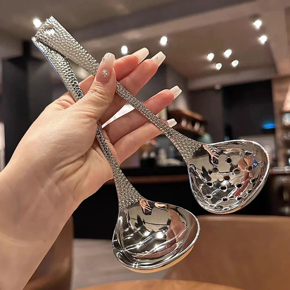 Stainless Steel Long Handled Soup Spoon For Household And Hot Pot Use With Efficient Fish Scale Strainer Design