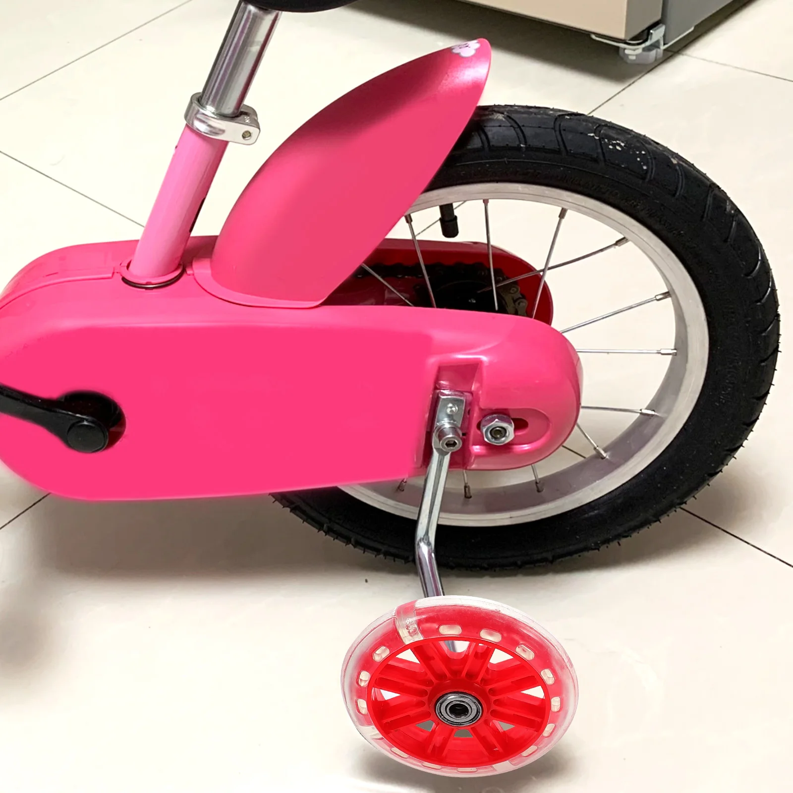 

Silent Flash Auxiliary Wheel Kids Bike Training Wheels Red Mute Balance Cycling Sturdy Adjustable Safety Stability