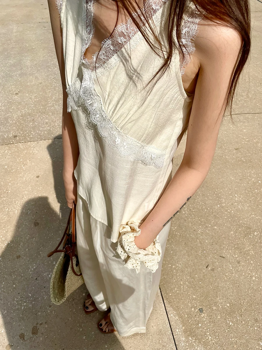 

Новинка лета: женская майка-топ из кружева с вышивкой, свободного кроя, для повседневной носки, белая