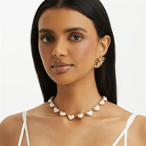 

European and American High-Grade Distressed Heart-Shaped Mid-Ancient Pearl Necklace Earrings