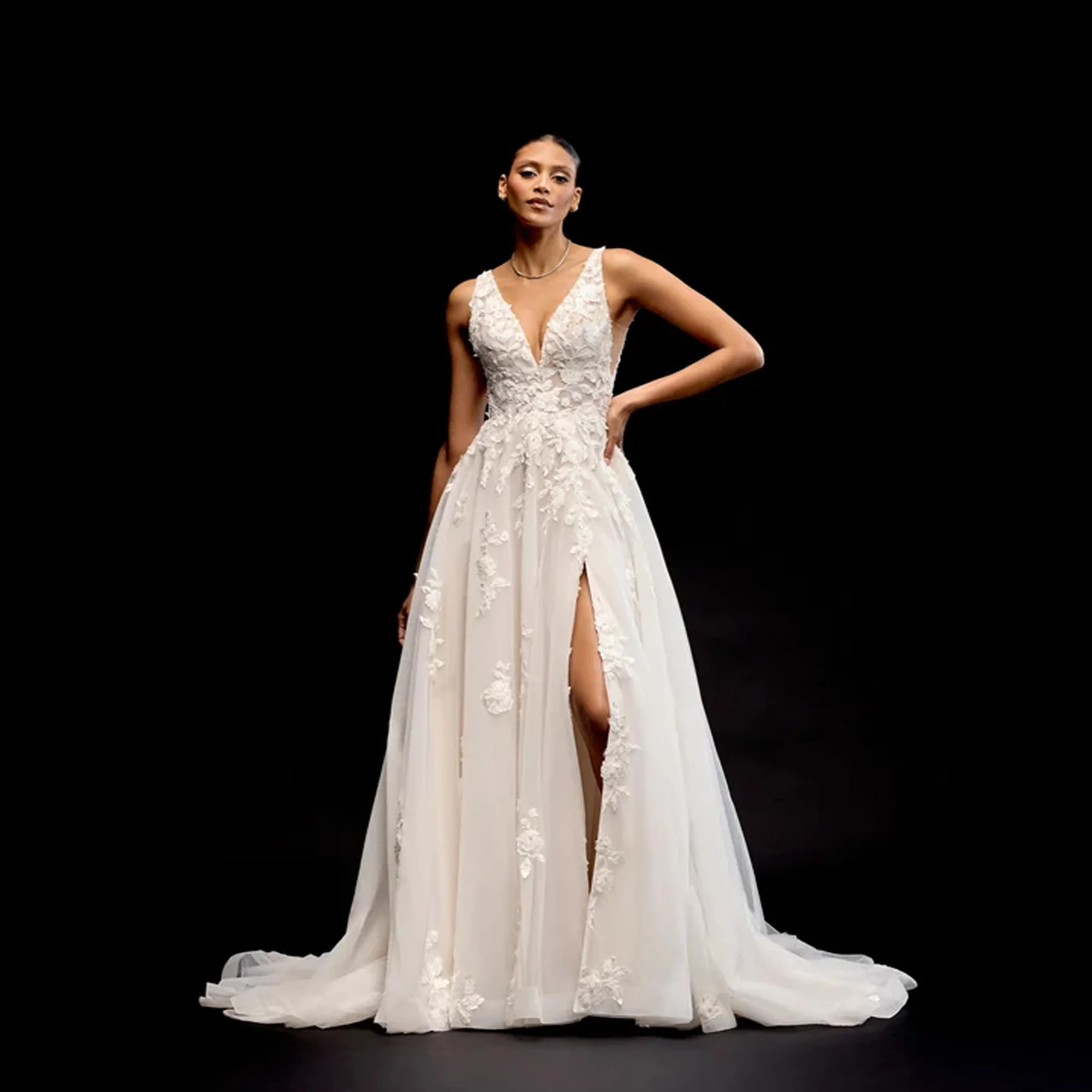 

V-Neck Lace Decal Wedding Dress For Women 3D Floral Backless Sheer Luxurious And Sexy Bridal Gown Vestidos De Novia Customized