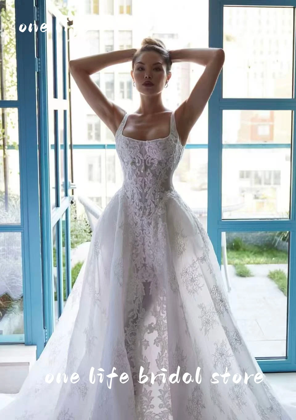 Uma vida personalizado-feito renda completa brilhante vestido de casamento robe sem mangas longo trem vestido de noiva pescoço quadrado sem costas vestido de novia