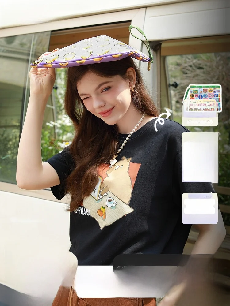 

Summer T-irt Set with Storage Bag Capybara Sve T-irt Cartoon Print Soft Fabric Handbag for Youth LeSportsac LA2P026