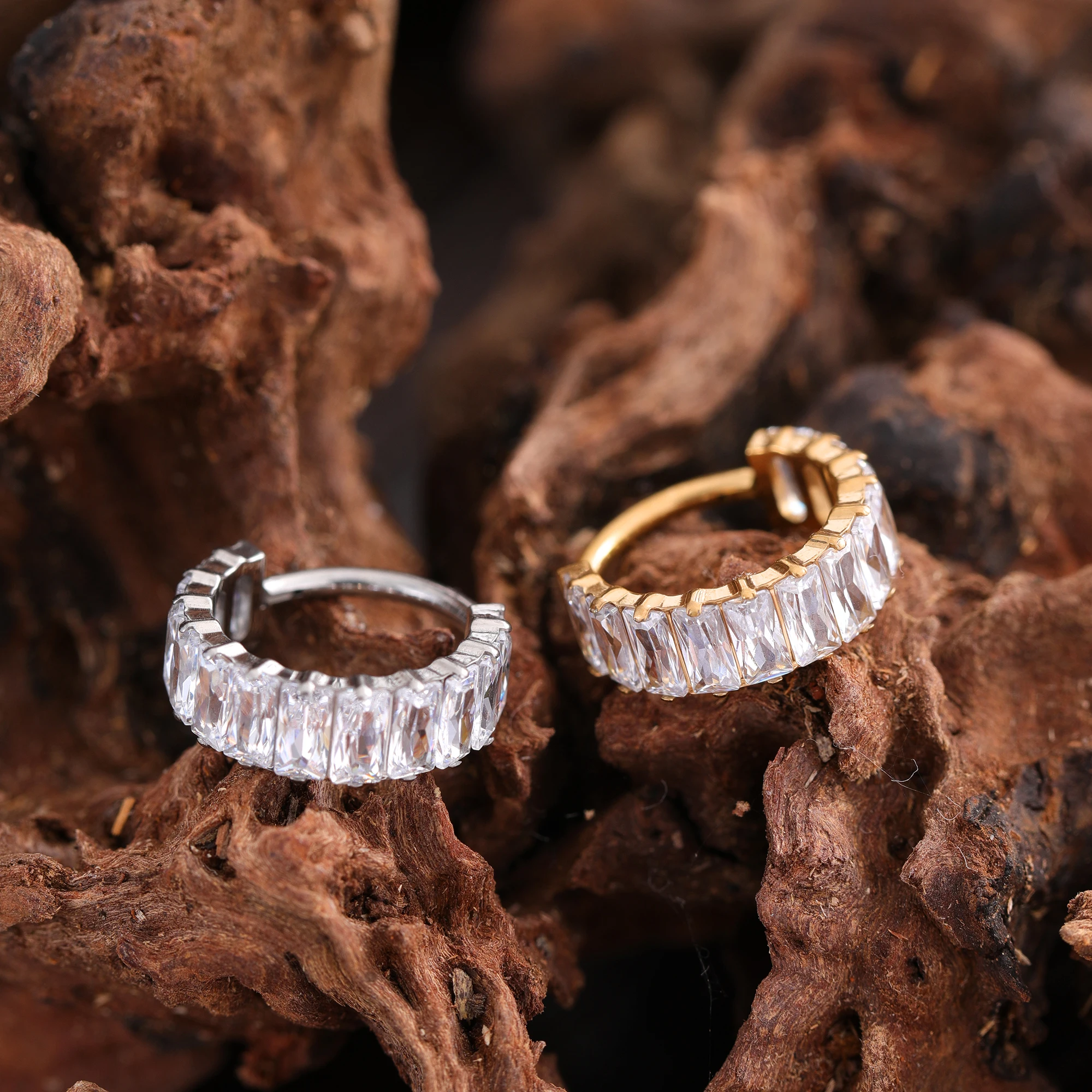 Luxury ASTM F136 Titanium Body Jewelry16G Earrings 5A Zircon Stones Nose Piercing Clicked Ear Cartilage Helix Tragus Piercing