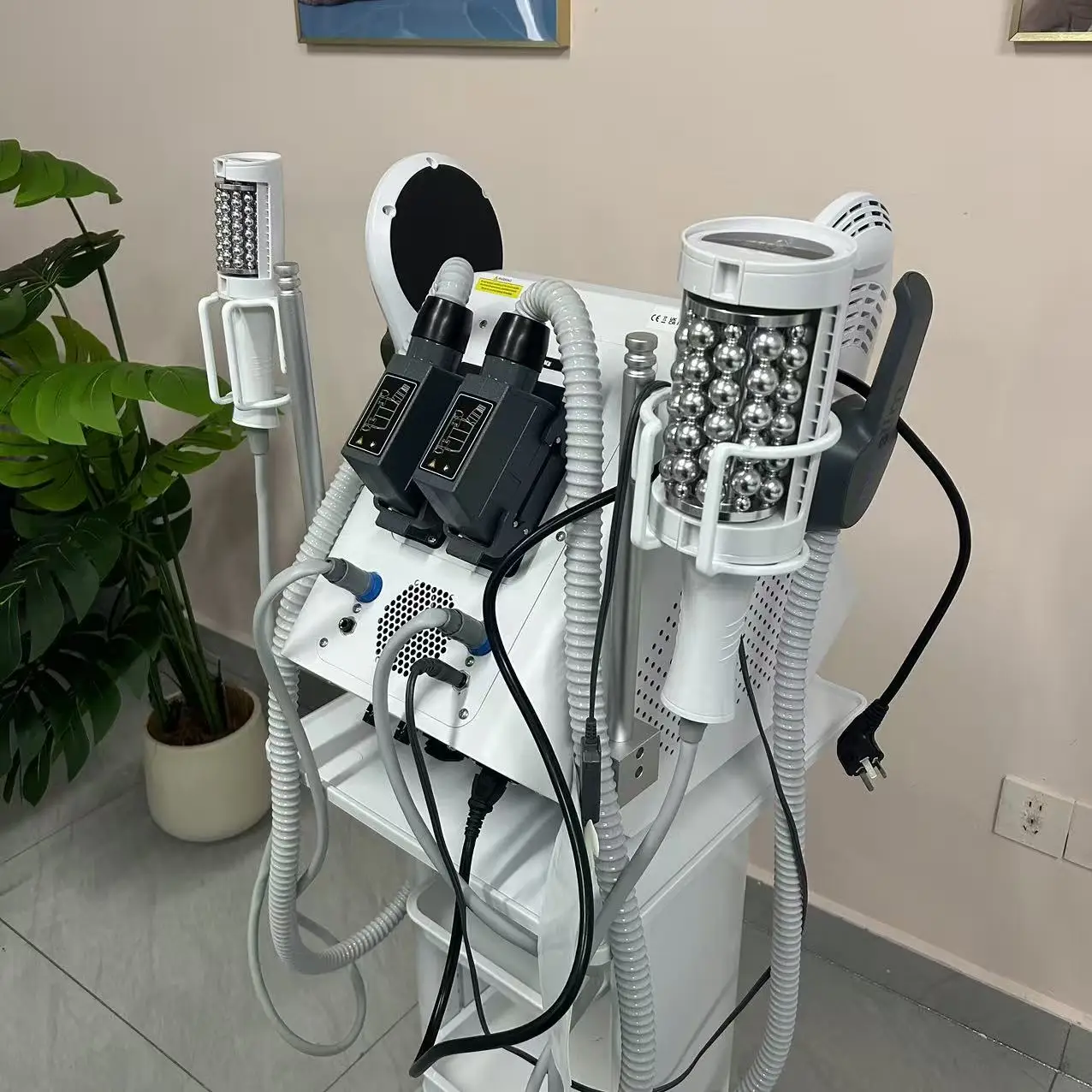 200HZ EMS Roller Slimming Cellulite Reduction Inner Ball Roller 360 Degree Infrared Vacuum Roller Massage Beauty Machine