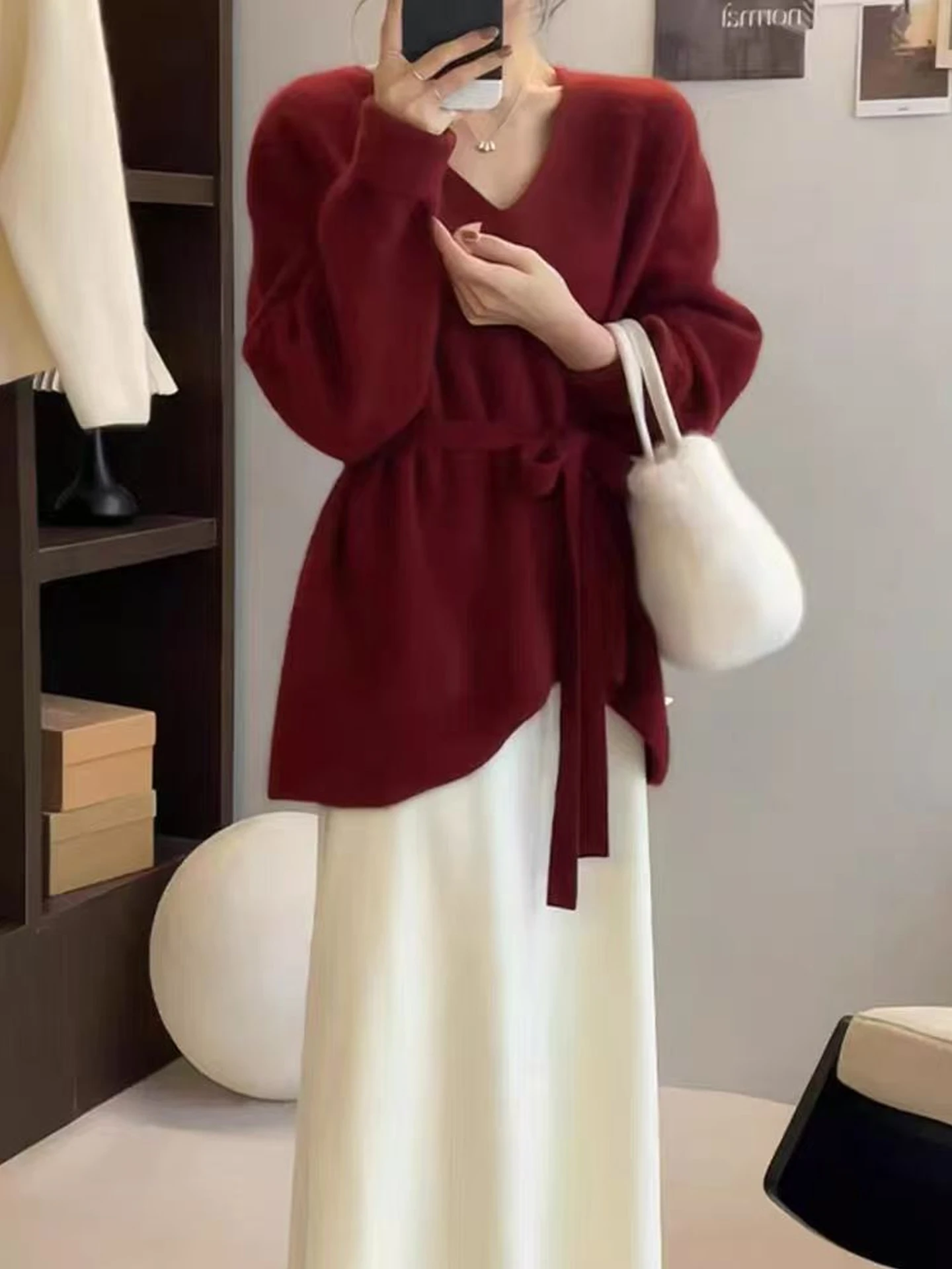 

New Year Aosphere Red Irregular Knot V-ne Sweater Women's Autumn Winter High-End Lazy Knitted Top Warmth Heating Long Sve