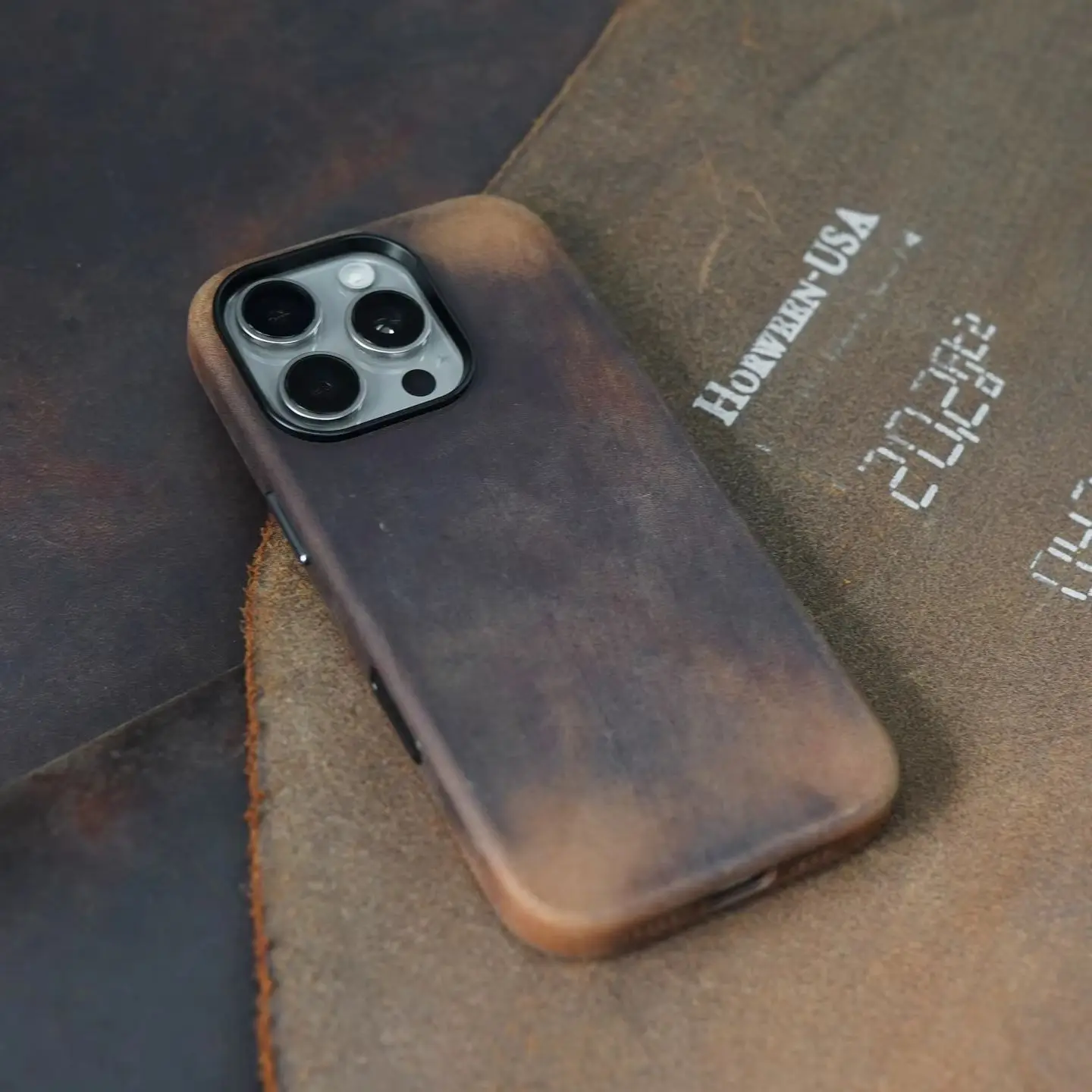 

Horween Genuine Leather Case for iPhone 15 16 Pro Max Luxury Business Cowhide Phone Cover