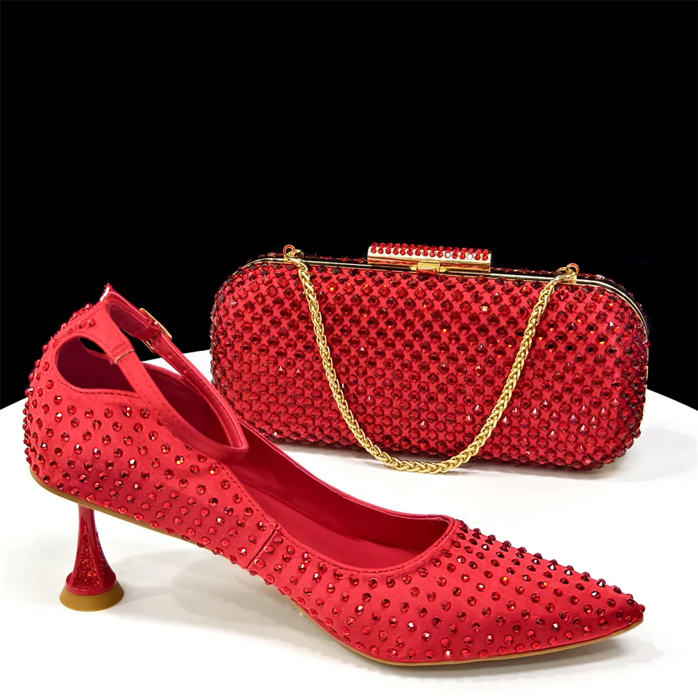 

Свадебные туфли и сумки, остроконечные туфли, с прямоугольной сумкой с бриллиантами, модная обувь