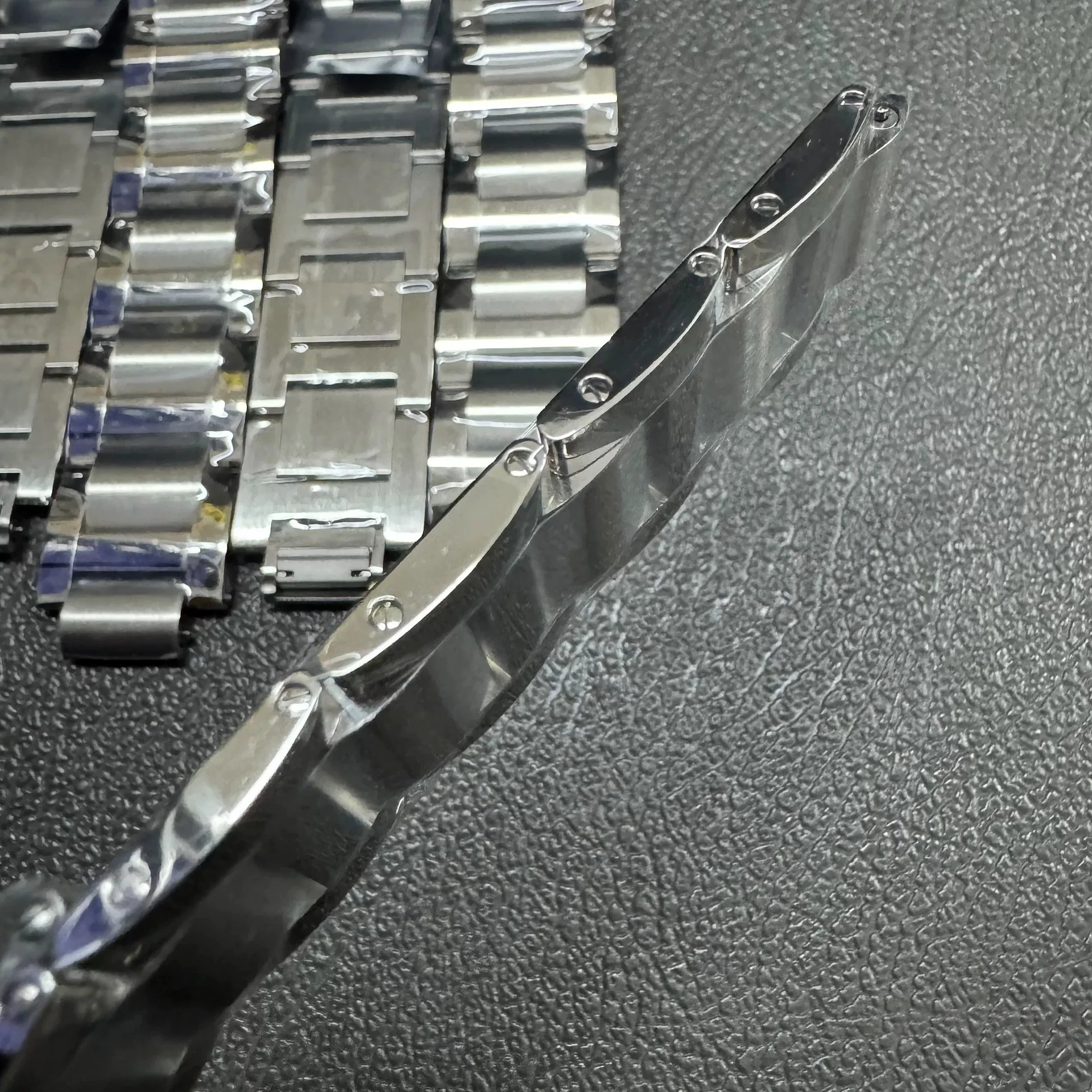 Bransoleta ze stali nierdzewne – Cartier Watch Ballon Bleu recenzja i cena
