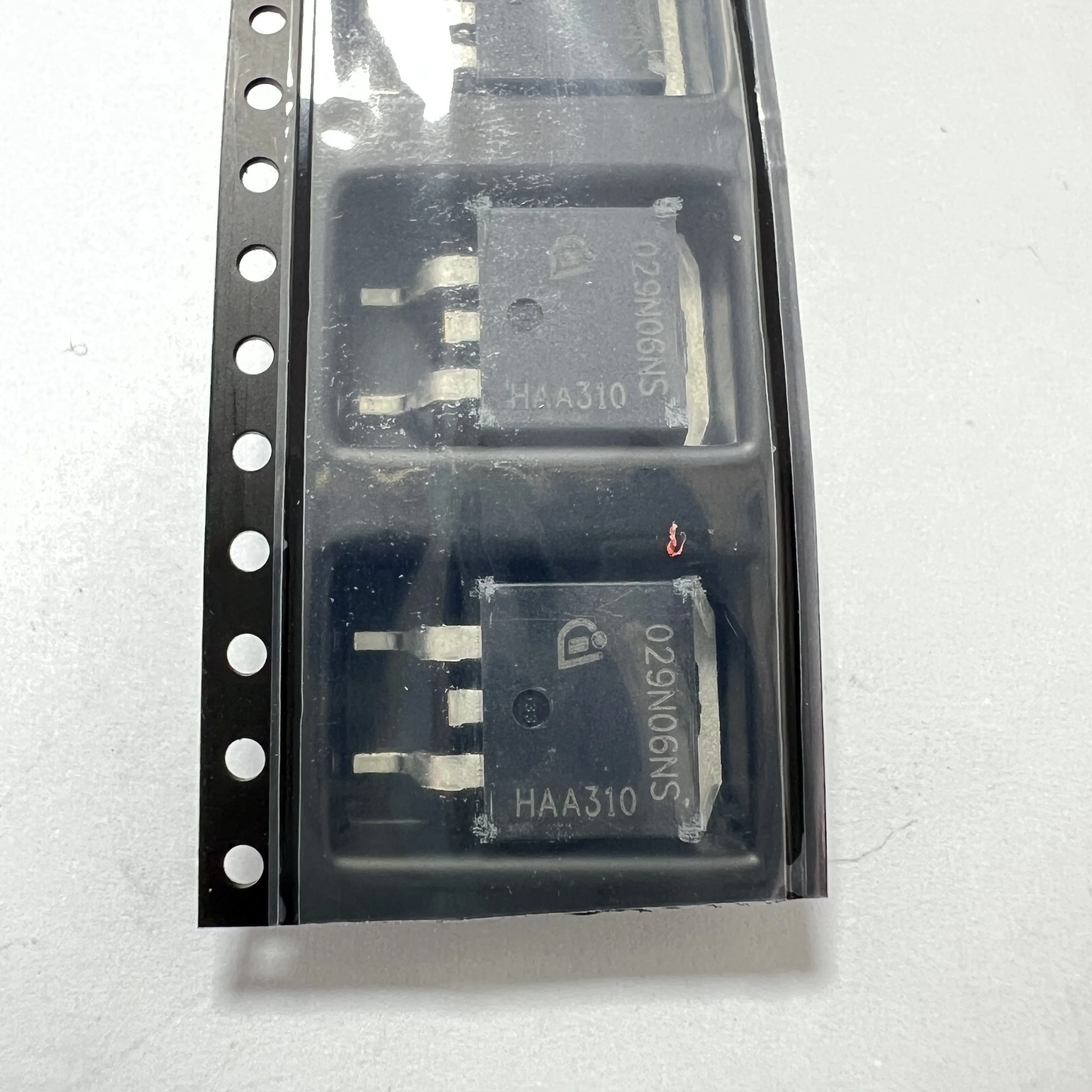 5 STKS/PARTIJ IPB029N06NF2S (MOSFET)