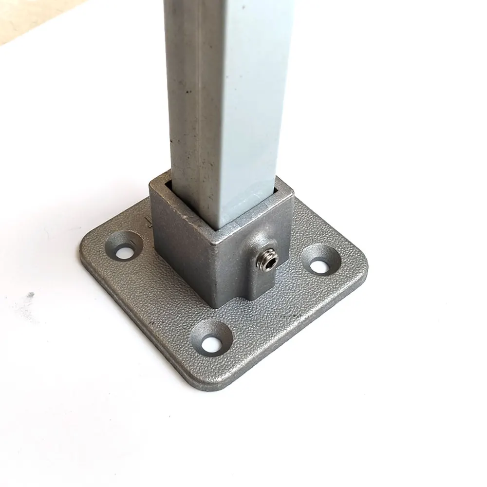 25X25 Square Pipe Connector Buckle Elbow Pipe Plug Fixed Buckle Flange Seat Square Steel Galvanized Square Pipe Without Welding.