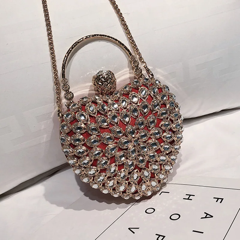 

2023 Hot Woman Love Heart Bags Luxury Designer Shining Diamond Casual Lady Party Evening Dressing Purse Clutch