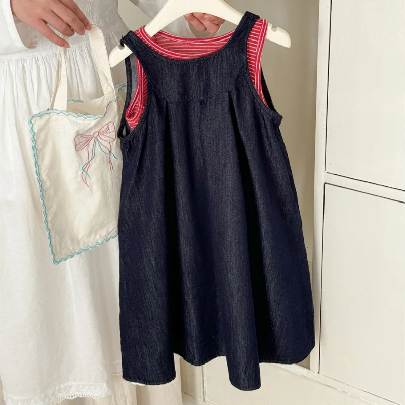 

Lai hugs the girl2026Spring new loose striped camisole dress two-piece set