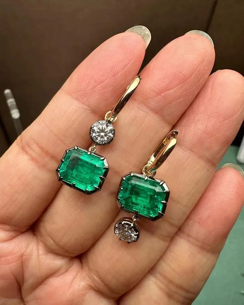 Pirmiana Custom Design 18 Gold 6.9ct Lab Grown Emerald Earrings with Side Labdiamonds Jewelry for Women Party Gift