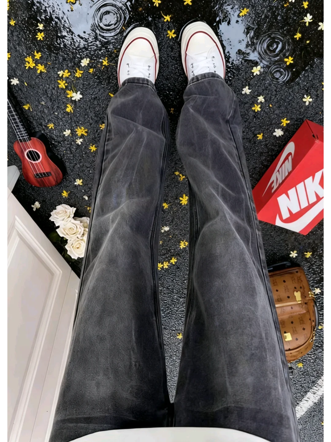 Street Fashion Vibes - Jeans da Uomo Lavati Nero Grigio