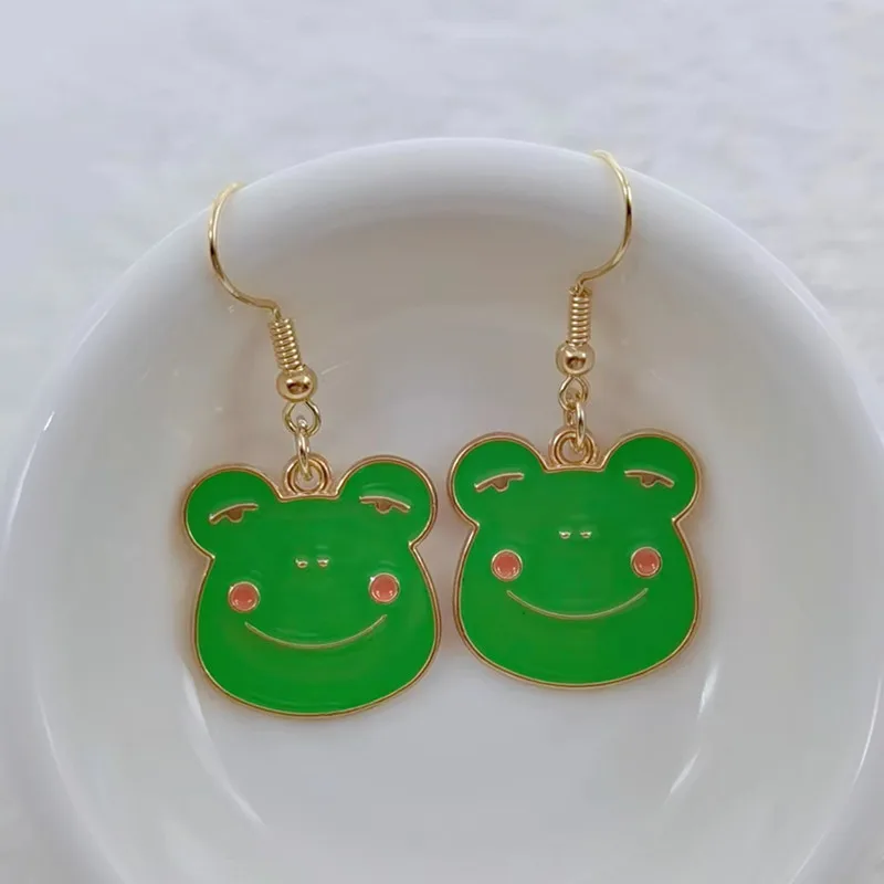 New Fashionable and Cute Frog Women's Earrings Gothic Animal Perforated Earrings Women's Jewelry Gift