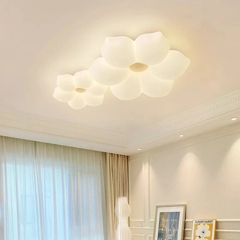 French Creamy Style Iron Flower Ceiling Lights Eye Protection Creative Personality Warm and Romantic Dining Hall Kitchen Parlor