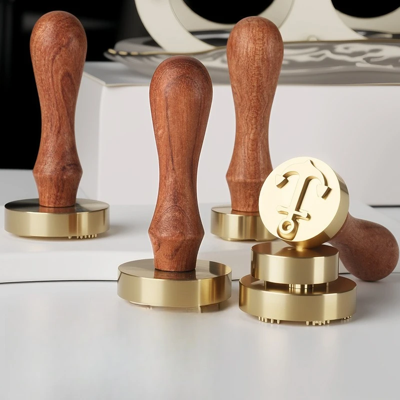 New Rosewood Ice Stamp Food Grade Custom Ice Stamper Brass Inner Hole Head With Handle Bar Drink Ice Carving Decor Tool Stamps