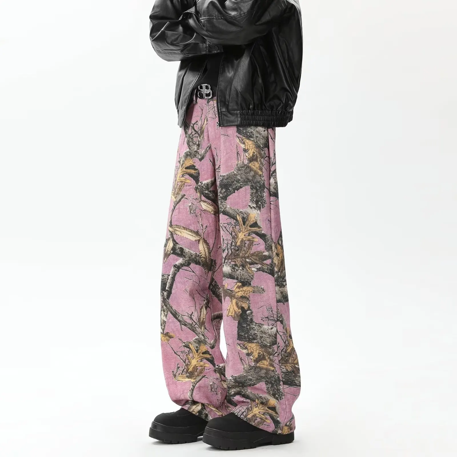 Celana Olahraga Pria Model Baggy dengan Cetakan Grafis, Celana Jogger untuk Workout dan Streetwear dengan Kantong