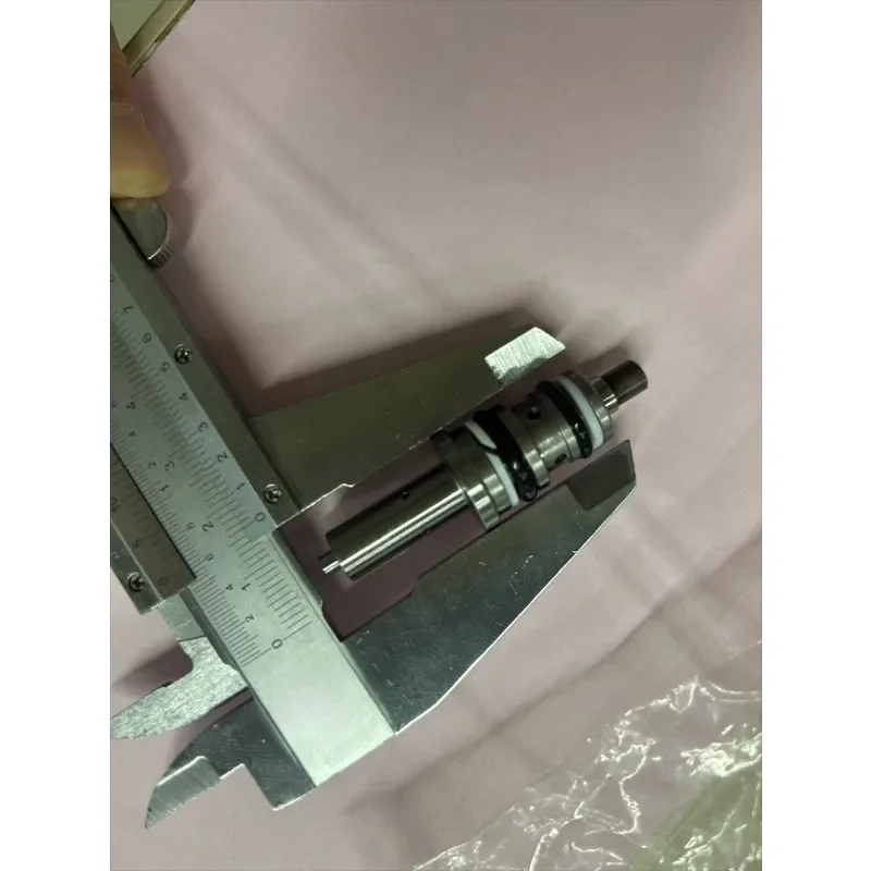 Excavator accessories retaining valve core, drift valve core ZAX200 ZAX240/ZAX200-3