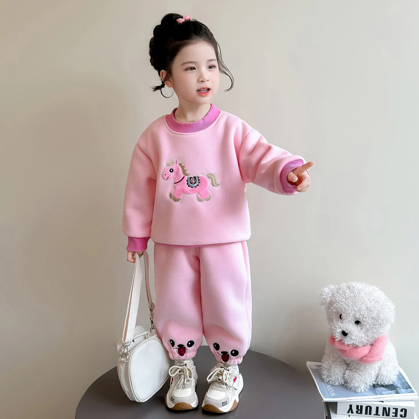 

Korean Winter Kids Girls 2PCS Clothes Set Cotton Horse Print Little Girl Velvet Sweatshirt Fleece Cartoon Baby Girls Pant Outfit