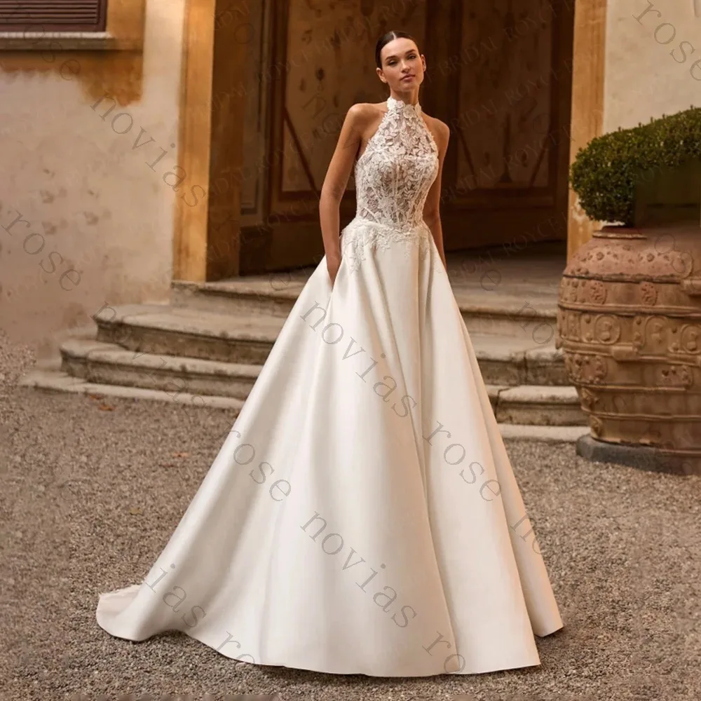 Customized Sparkly Halter Wedding Dress 2026 Sleeveless Bareback Lace Applique A Line Satin Bridal Dress Vestido De Novia