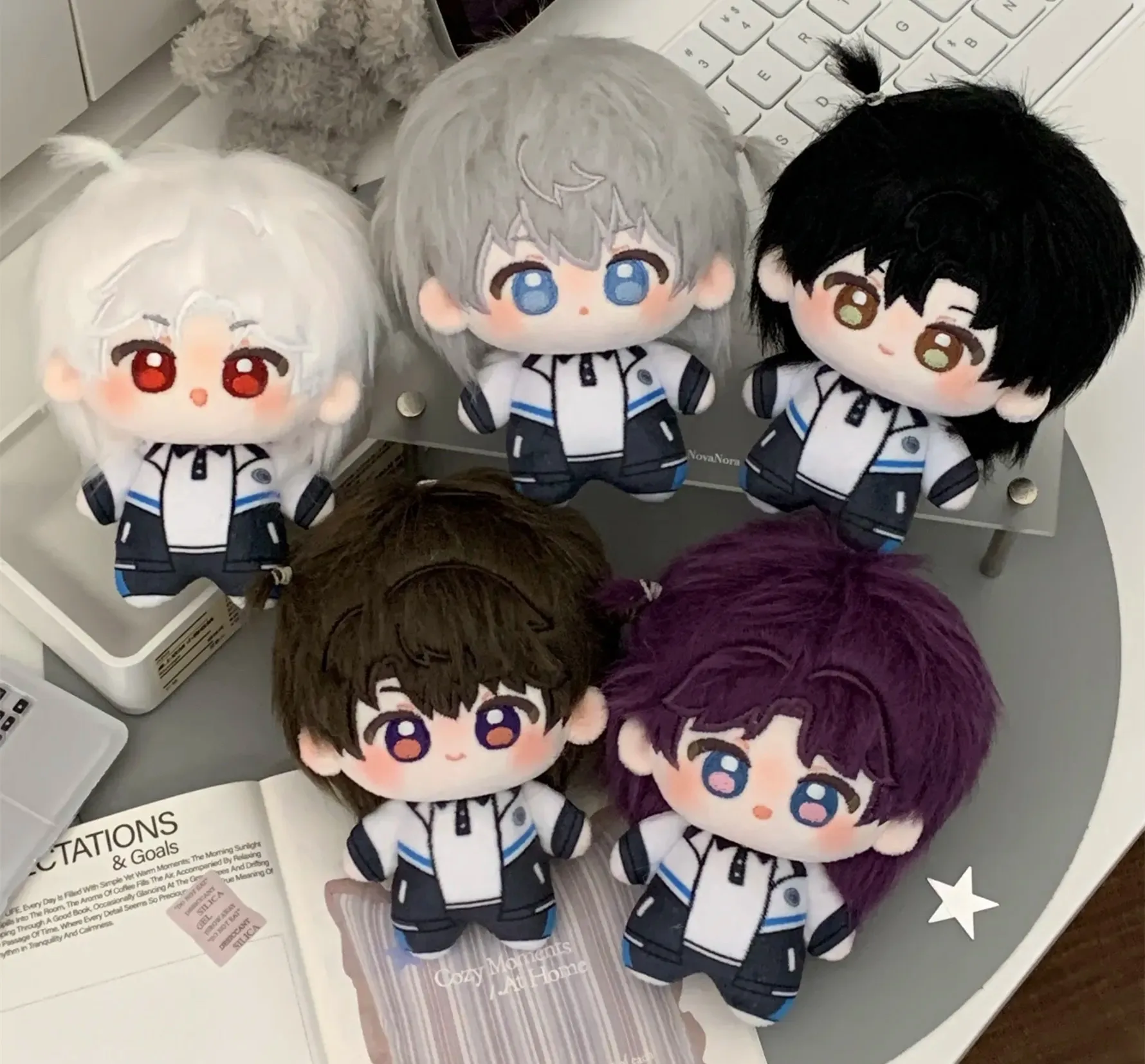 ตุ๊กตาผ้าพลัฌขนาด 10 ซม. ตัวละครจาก Love and Deepspace คาเลบ ซาเวียร์ ชุดนักเรียน พร้อมพวงกุญแจ กระเป๋า ของเล่นอนิเมะ เกม สำหรับเด็ก