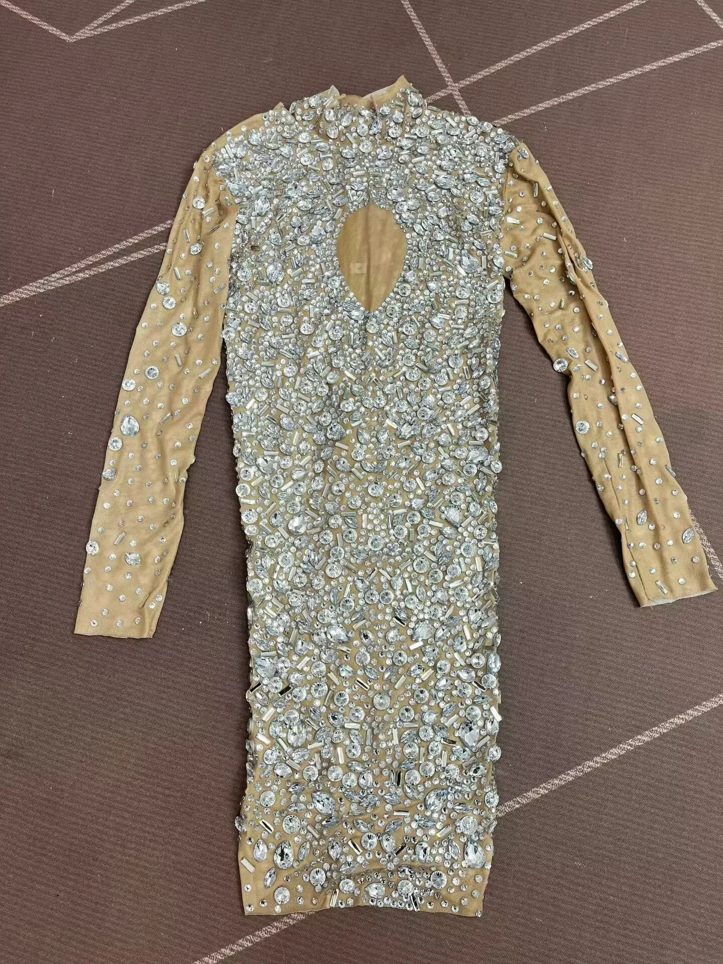 فاخر مثير مساء وامض الفضة الراين عارية شبكة زراعة فستان المرأة عيد ميلاد كوكتيل حزب ثوب السجادة الحمراء الزي