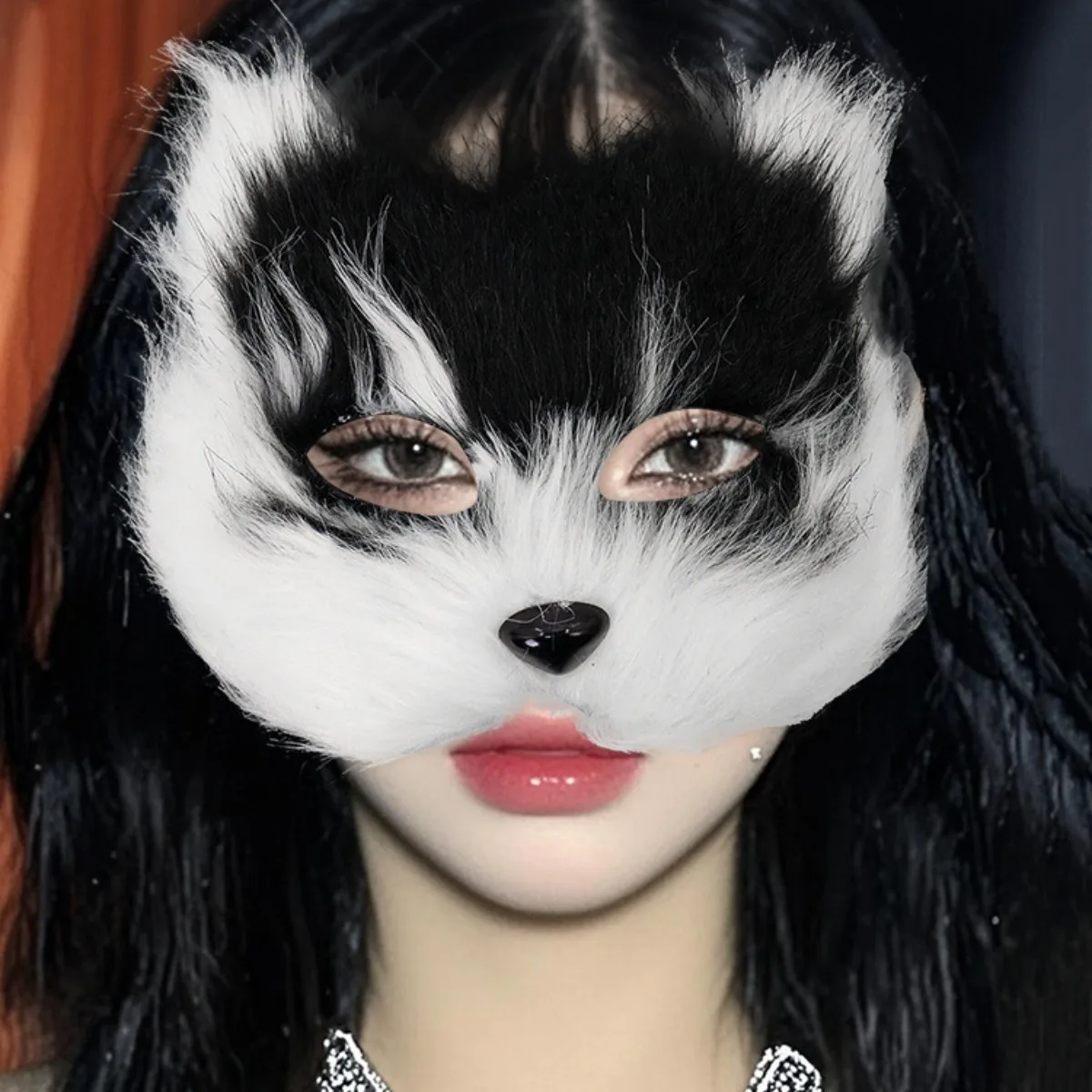 

Halloween Half-face Mask Simulation Cat Plush Ball Party Cos Sexy Kitten Scary Party Masks Performance Props