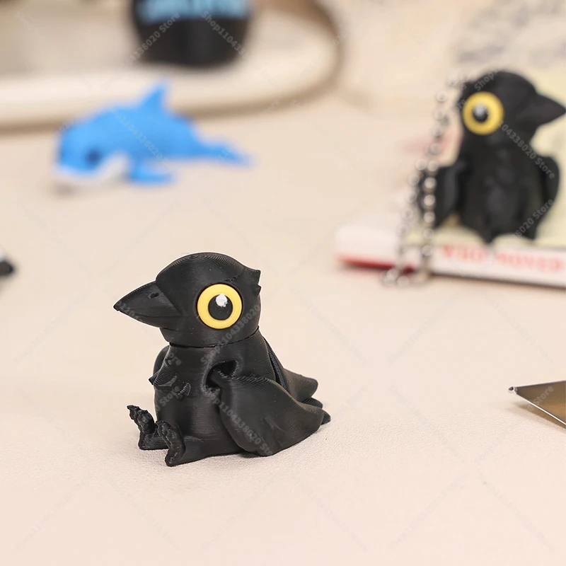 Movable Wing Crow Figurine - 5cm Black 3D Printed Bird Decor, Articulated Wings for Shelf/Desk