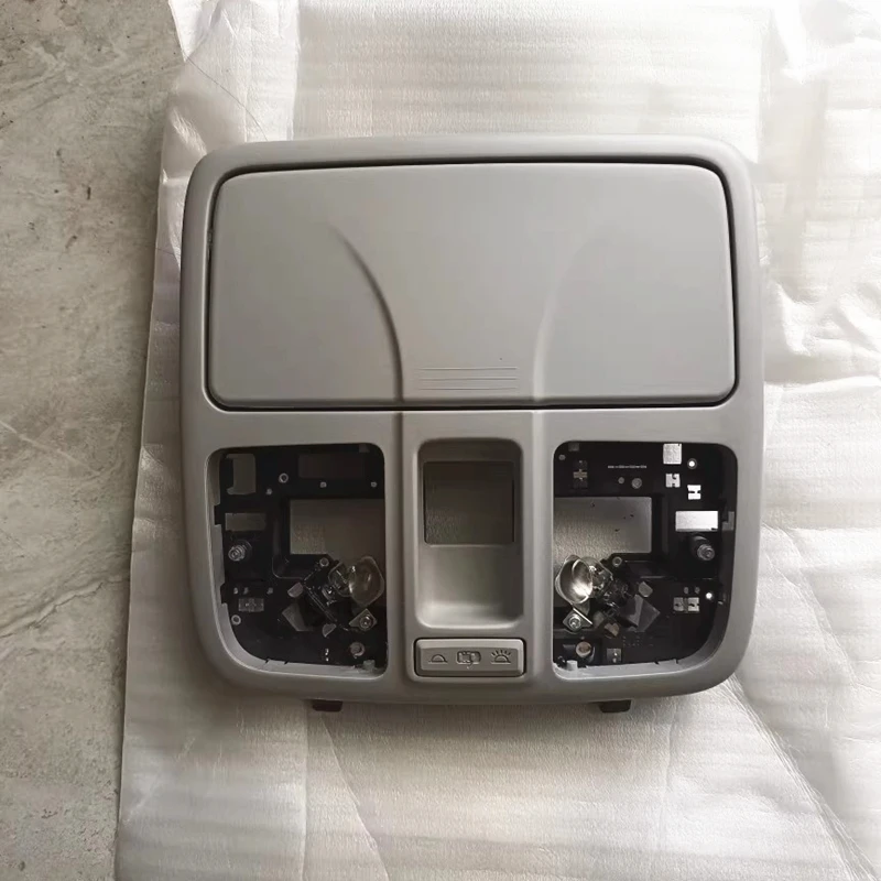 

Передняя внутренняя лампа для чтения с Hyundai IX35