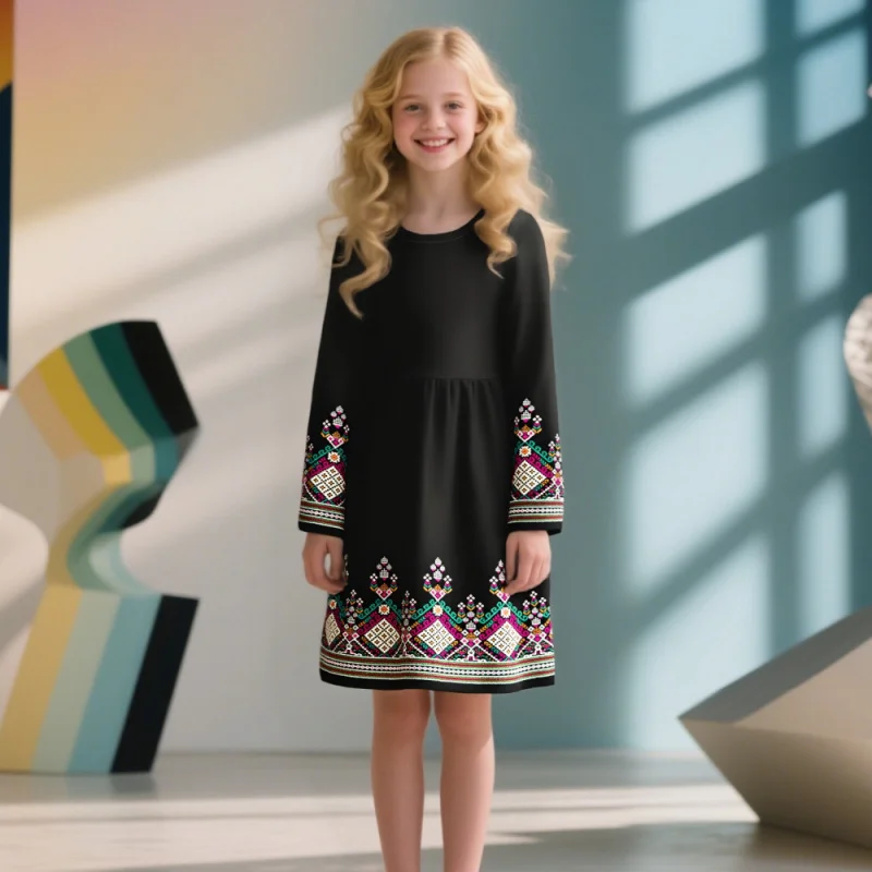 

2025 New Style Girls' Retro Loose Long-sleeved Dress