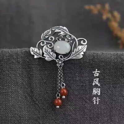 Vintage Chinese Hanfu Style Leaf Brooch Silver Tone Metal Inlaid White Jade Red Bead Tassel Retro Jewelry Elegant Gift For Women