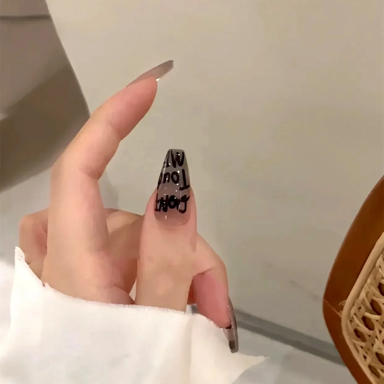 Handmade Press on Nails Goth Fake Nail with Spice Girl Dark English Letter Full Cover Wearable Artificial Nail Tip Uñas Postizas