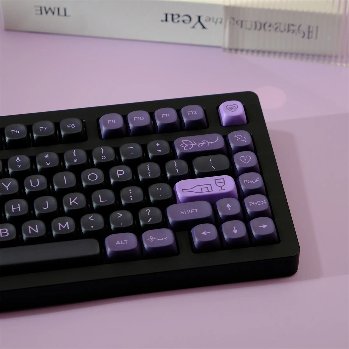 Imagem -02 - Teclas Primeiro Amor Pbt Keycaps Conjunto de Sublimação de Tinta Moa Perfil Keycaps para Interruptores mx Teclado Mecânico de Jogos Gmk Key Caps 126