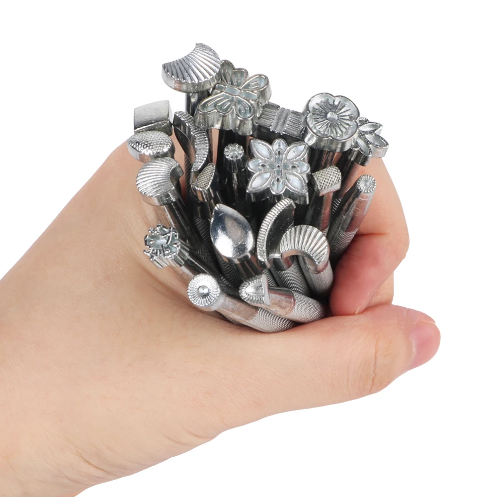 Set di scalpelli per intaglio Accessori per utensili in pelle Scultura che bussa fiori Arti e mestieri Stampa di stencil per intaglio fai-da-te 20 pezzi