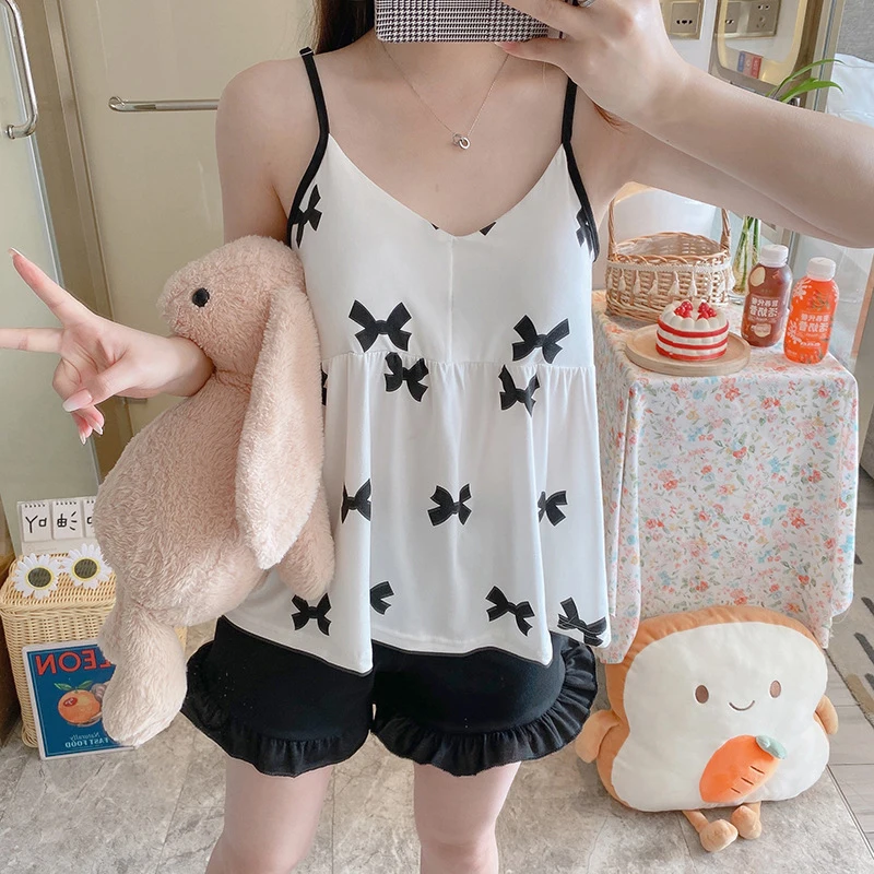 Summer Sweet Pajamas Set Women Cartoon Printed Tops Shorts With Chest Pad