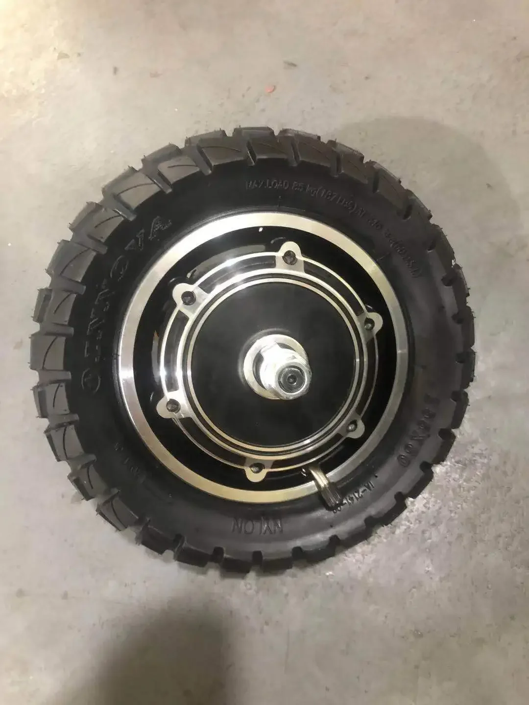 24V/36V/48V 8 inch 28KM/H 350W brushless hub motor, black disc brake, with solid tires, suitable for scooter/balance scooter.