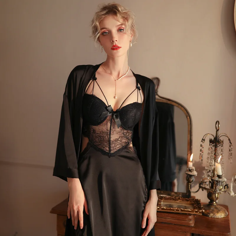 

A sexy suit of deep V sexy lace pajamas perspective condole with fun pajamas with slit appeal nightdress with robe