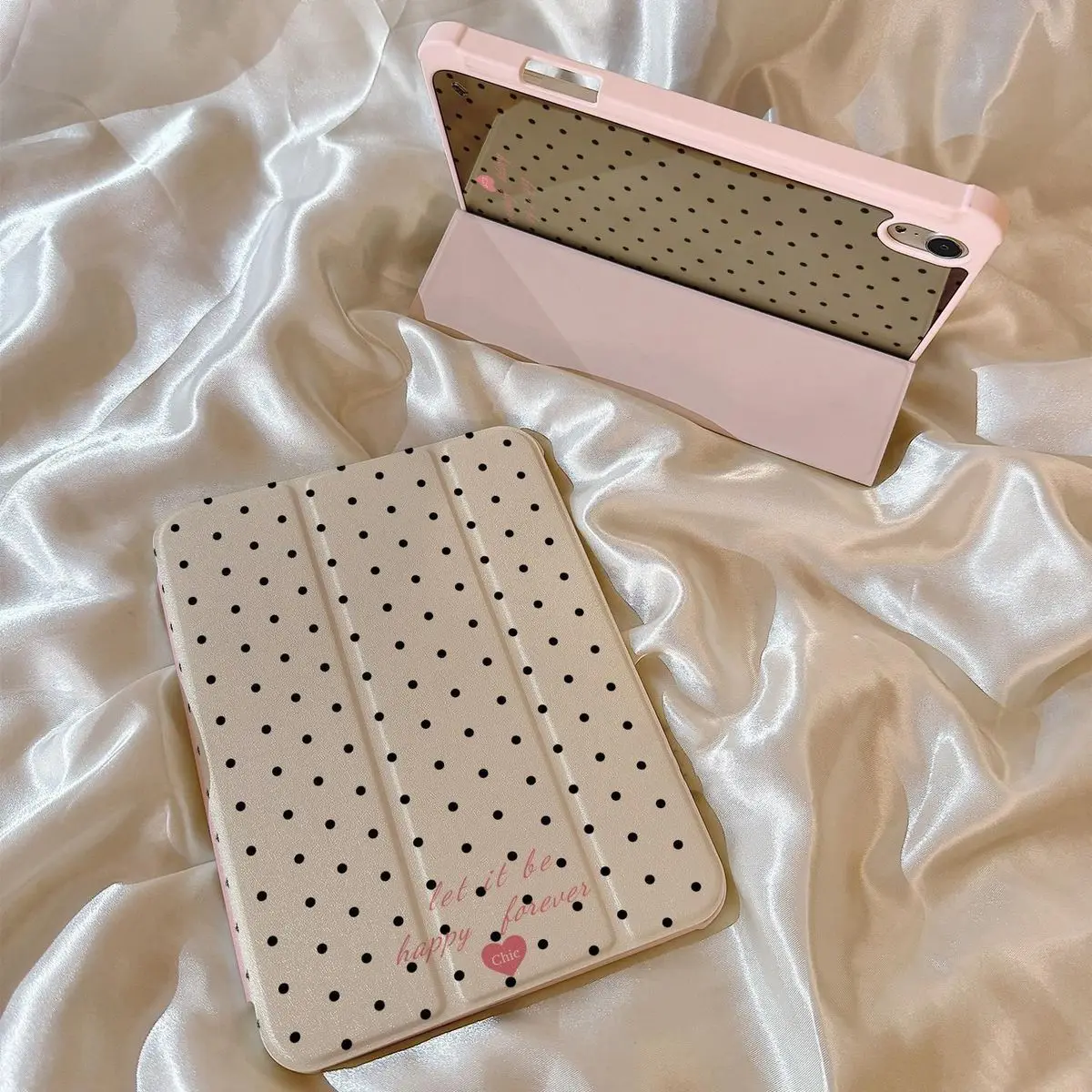 Korean Ins Wave Dots Smiling Case For iPad Pro 11 13in 2025 iPad Pro 12.9in Air7 10th 11th M4 M5 MINI 3Fold Makeup Mirror Cover