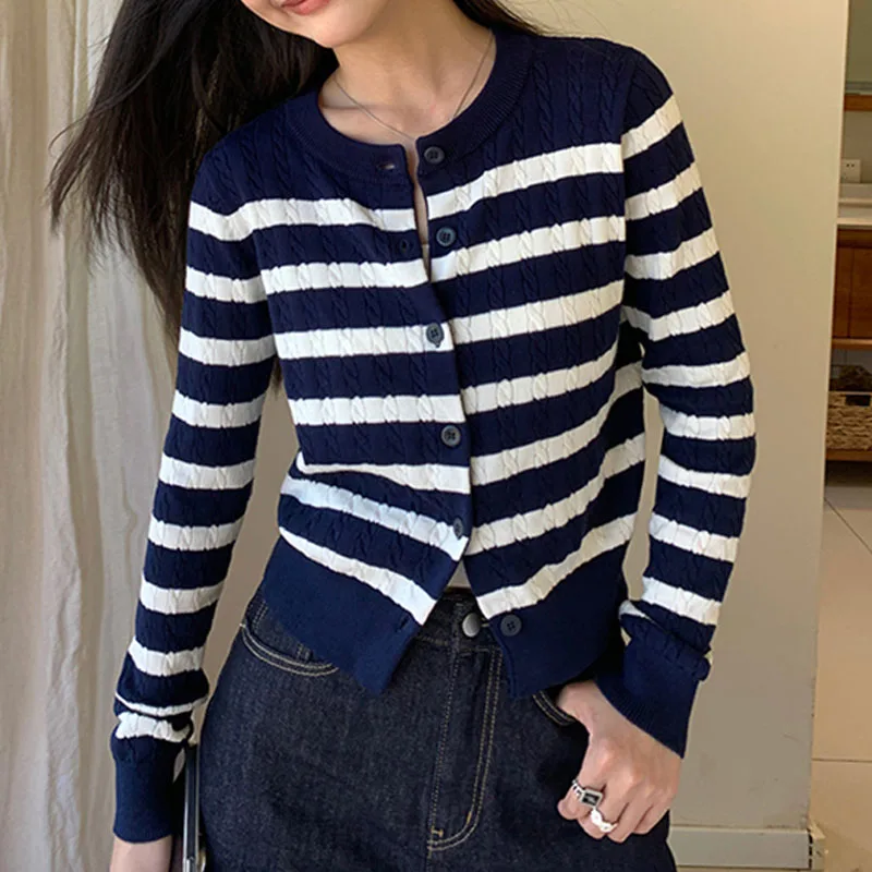 

Knitted Sweater Women Cardigans New Long Sleeve O-Neck Striped Knit Sweater Cardigan Women Tops Knitwears Sueters De Mujer Q1496