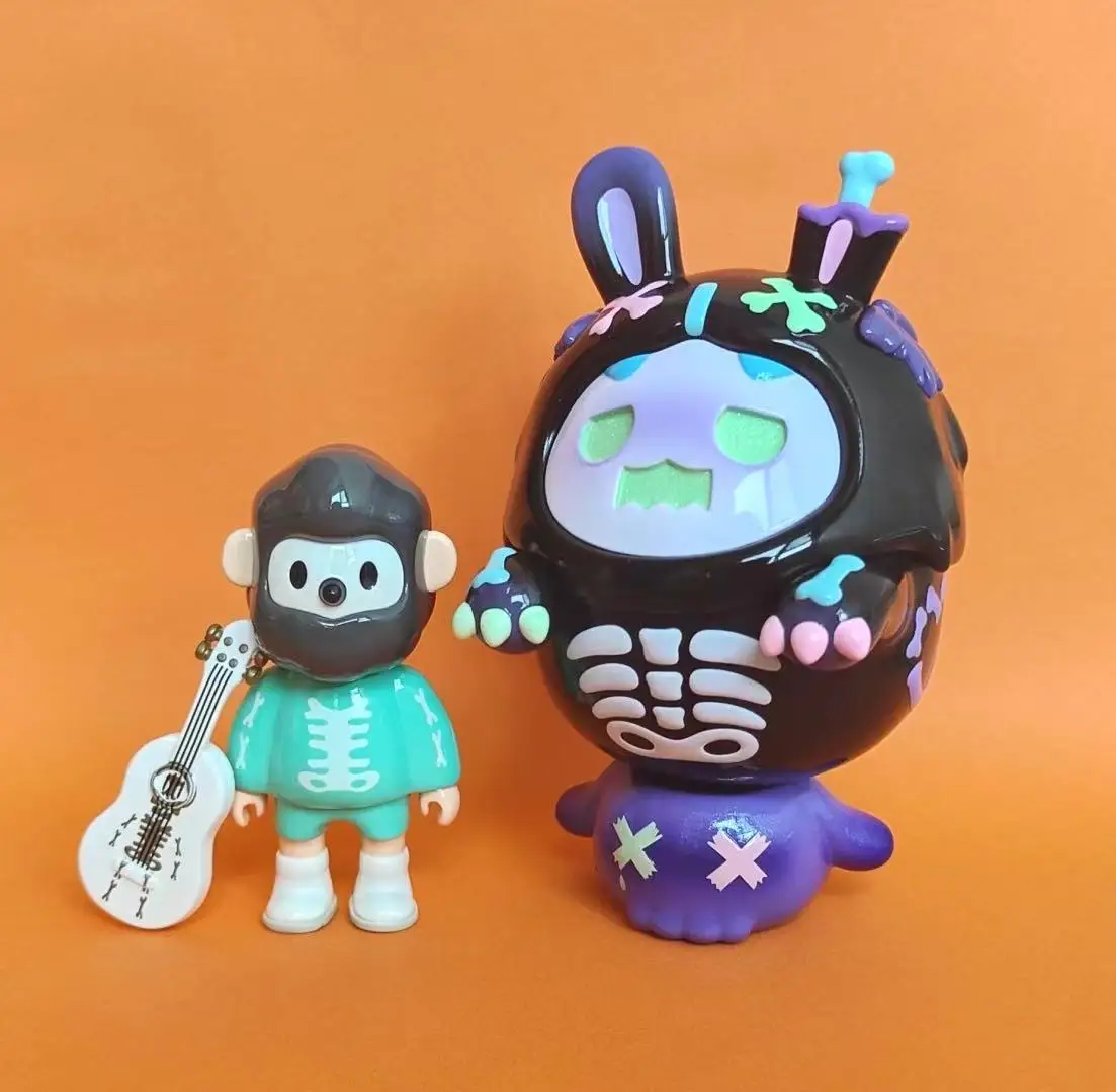 Original ShinWoo Ghost House Purple Figure Ghost Bear House on Head Monster Halloween Party Designer Toy Art Doll Decoration