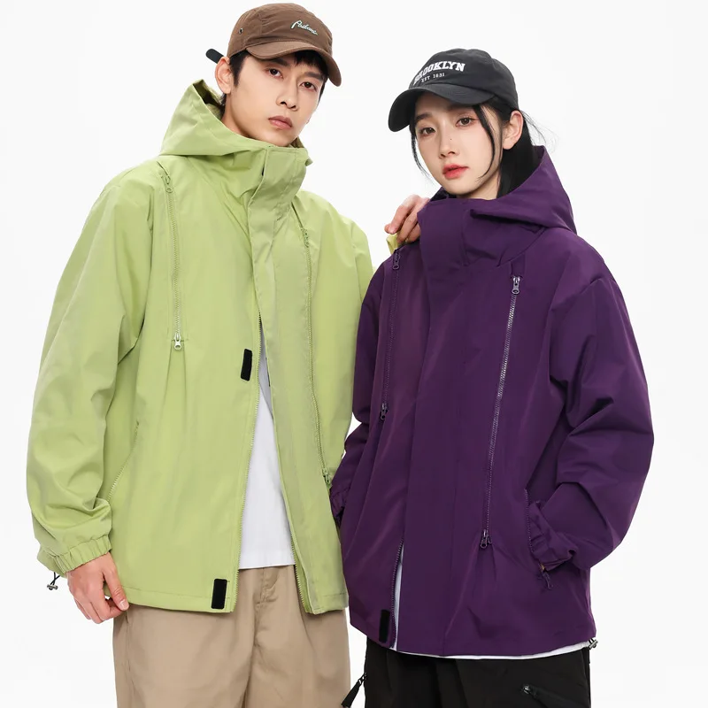 

2026 весенние походные куртки мужские штурмовики ветровка трендовые водонепроницаемые высококачественные горные велосипеды скалолазание спелеологии