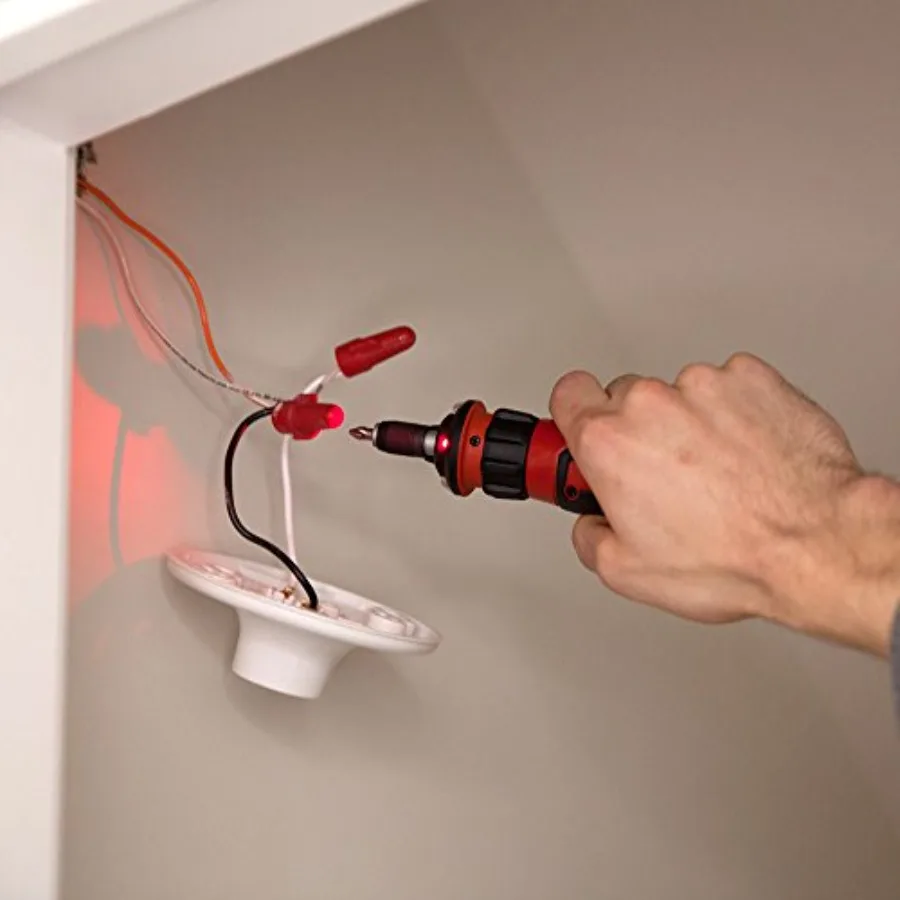 Cacciavite a batteria ricaricabile da 4 V con tecnologia del sensore di circuito Include set di punte da 45 pezzi Custodia per cavo di ricarica USB SD5