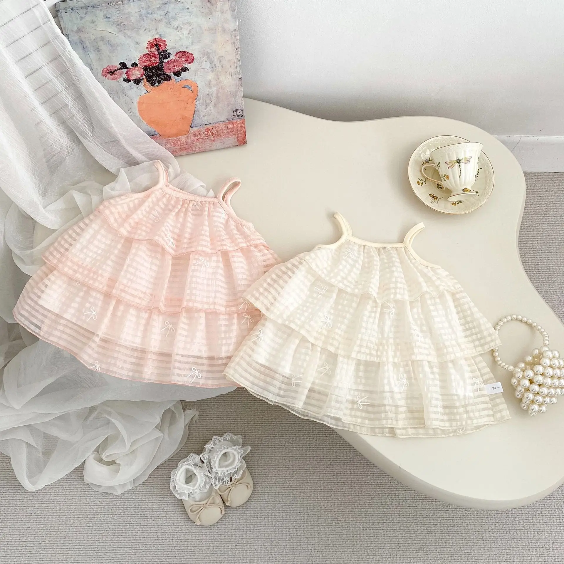 

2025 Summer New Fashion Bow Embroidery Girls Sling Dress Solid Baby Sleeveless Princess Dress Kids Girl Wedding Party Dress